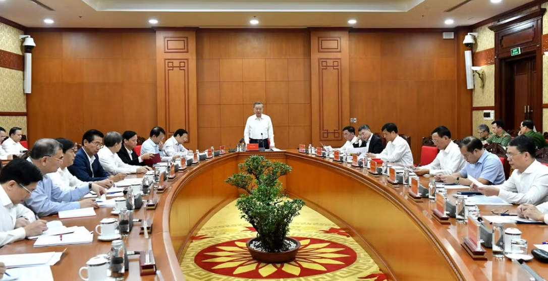 Hành trình về nguồn năm 2024 của Đảng bộ Công ty cổ phần Dịch vụ Du lịch Bến Thành. - Benthanh Group